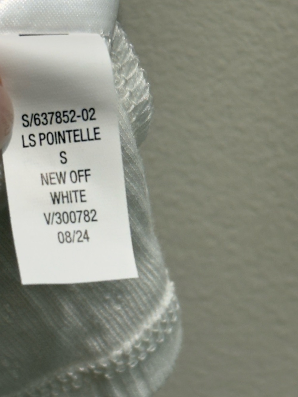 NWT- GAP Long Sleeve Pointelle Crop White  Snap Button Cardigan Size XS Women’s - Picture 6 of 9